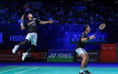 Kisah All England Pertama